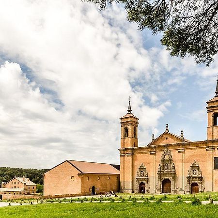 Hospederia Monasterio San Juan De La Pena Hotel Kültér fotó